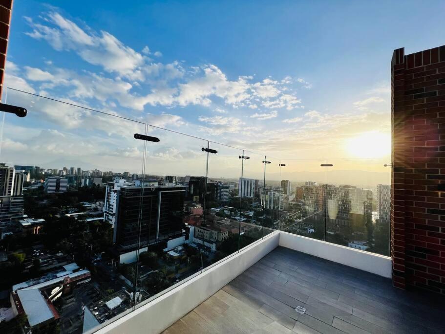 Apartamento 2 Habitaciones, Edificio Airali, Zona 10, Miradolo Гватемала Экстерьер фото